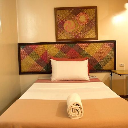 Hotel Bahay Ni Tuding - House Of Tuding à Davao City Extérieur photo