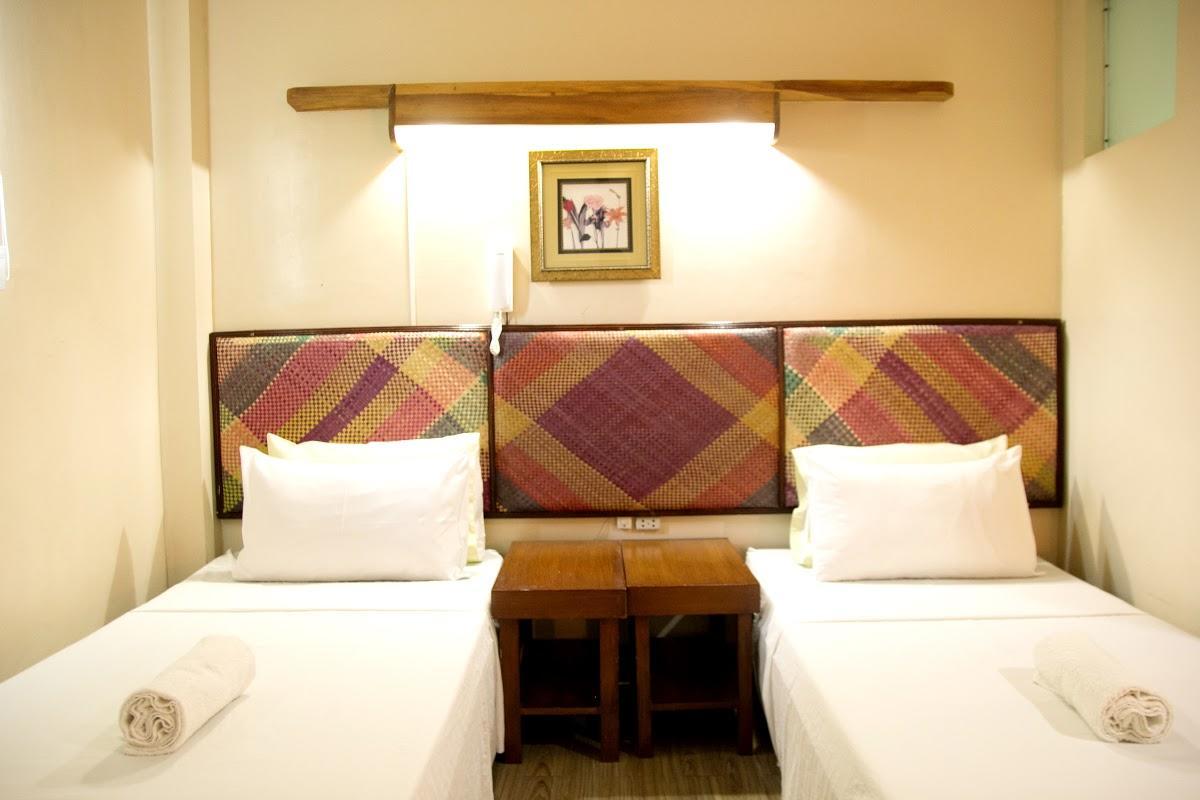 Hotel Bahay Ni Tuding - House Of Tuding à Davao City Extérieur photo