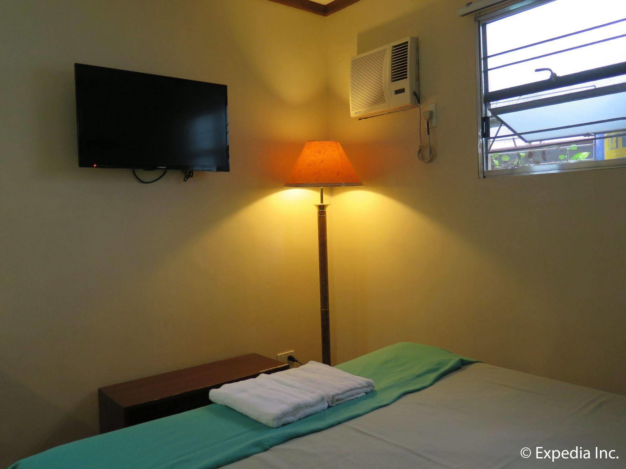 Hotel Bahay Ni Tuding - House Of Tuding à Davao City Extérieur photo